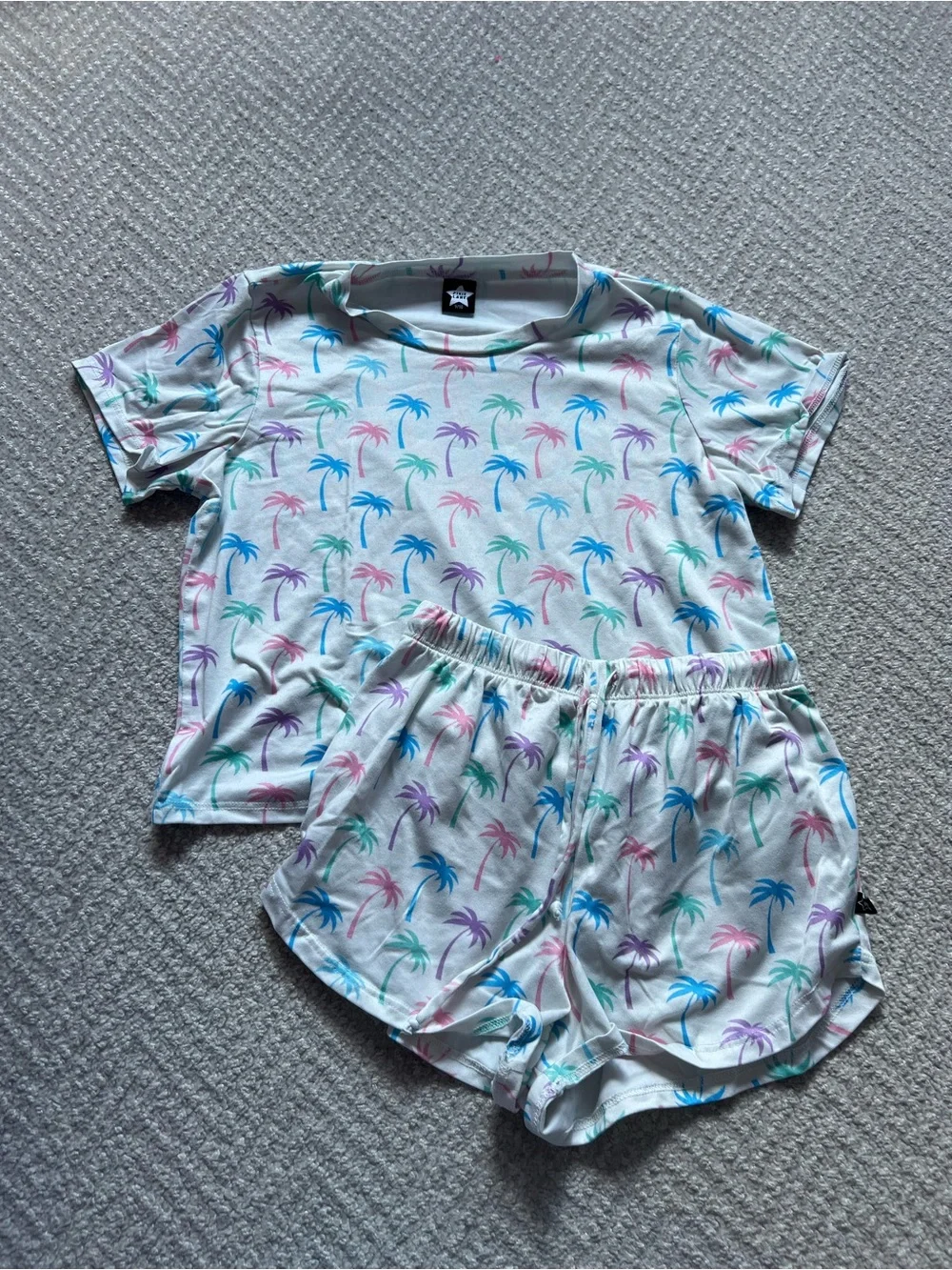 Pixie Lane Palm Tree Pajamas 9/10